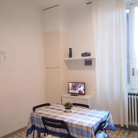 Linda 1 Bologna